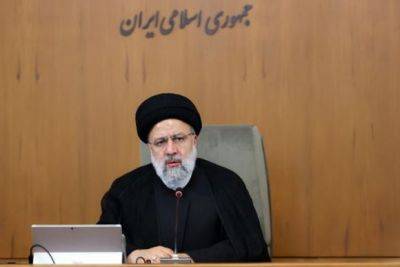 Раиси обвинил во взрывах на могиле Сулеймани Израиль - mignews.net - Израиль - Иран - Сулеймань - Президент