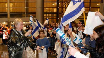 40% израильтян не согласны на начальника-репатрианта - vesty.co.il - Израиль