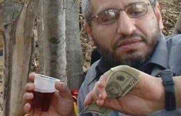 Мохаммед Дейф - Даниэль Хагари - Пластиковый стаканчик и пачка долларов: Израиль показал трофейное фото главаря ХАМАС - charter97.org - Израиль - Белоруссия