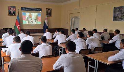 Ильхам Алиев - Гейдар Алиев - По случаю Дня восстановления независимости в азербайджанской армии состоялся цикл мероприятий (ФОТО) - trend.az - Азербайджан - Президент