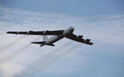 B-52 ВВС США провел имитацию сброса оружия возле России - mignews.net - Россия - Сша - Украина - Англия - Швеция - Финляндия - штат Аляска