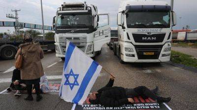 Лео Ди - Израильтяне блокировали порт Ашдода, чтобы не пропустить гумпомощь в Газу - vesty.co.il - Израиль - Ашдод - Хамас