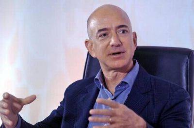 Илона Маску - Джефф Безос - Бернар Арно - Forbes - Безос продал акции Amazon на $2 млрд - trend.az - Президент