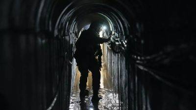 Израиль показал туннель ХАМАС под штаб-квартирой БАПОР в Газе - ru.euronews.com - Израиль - Хамас