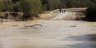 Погода в Израиле: дожди с грозами, похолодание, наводнения - detaly.co.il - Израиль - Тель-Авив - Иерусалим