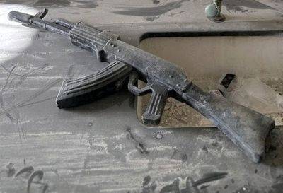 Автомат террориста ХАМАС нашли у наркоторговца при обыске в Самарии - nashe.orbita.co.il - поселение Бейт-Арье - Хамас