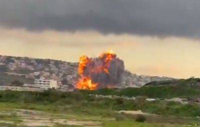Видео: на ракетном складе Хезболлы - взрывы и пожар - mignews.net - Израиль - Ливан
