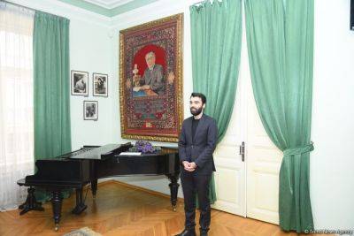 Абдулла Шаига - Самед Вургун - В Баку прошло мероприятие, посвященное 100-летию видного учёного-литературоведа Камала Талыбзаде (ФОТО) - trend.az - Азербайджан
