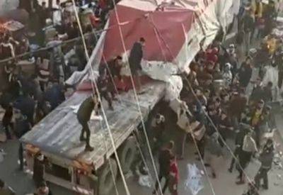 Полиция ХАМАСа бежала с границы, бросив грузовики с гуманитарной помощью - mignews.net - Израиль - Washington - Washington - Хамас