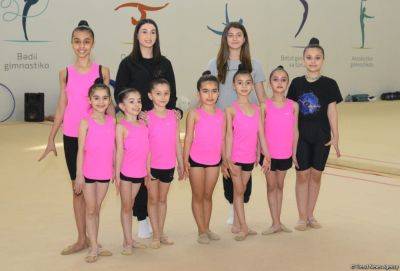 Юные гимнастки из Огуза и Габалы приехали на сборы в Баку (ФОТО) - trend.az - Азербайджан