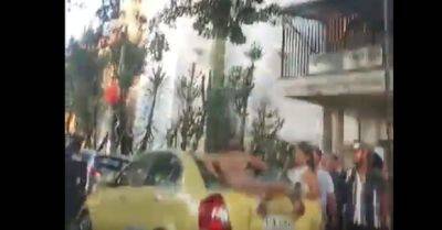 Загадка дня: совершенно голый мужчина упал с дерева прямо на такси - mignews.net - Колумбия
