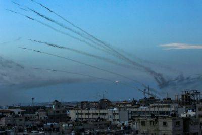 Галей ЦАХАЛ: «У ХАМАСа есть еще тысяча ракет. Их полное уничтожение может растянуться на два года» - news.israelinfo.co.il - Израиль - Ливан - деревня Марун - Хамас - деревня Ярун