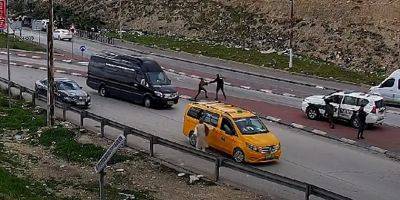 Ицхак Брик - Подросток набросился на бойца МАГАВ с ножом: попытка теракта попала на видео - detaly.co.il - Израиль - Восточный Иерусалим
