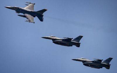 Итоги 05.02: Ракеты для F-16 и фейки россиян - korrespondent.net - Сша - Украина - Голландия - Херсон - Лисичанск