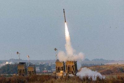Военный вечер: ХАМАС выпустил ракету по Ашкелону, ЦАХАЛ атакует в Южном Ливане - news.israelinfo.co.il - Ливан - Хамас