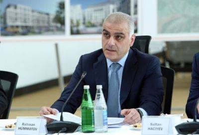 Рахман Гумматов - В этом году в Азербайджан будет завезено 100 электробусов - замминистра - trend.az - Азербайджан - Баку