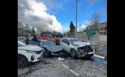 Безумная авария в Иерусалиме: столкнулись 6 автомобилей - mignews.net - Иерусалим
