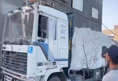 Люди в масках начали охранять грузовики с гуманитарной помощью в Газе - mignews.net - Палестина - Газа