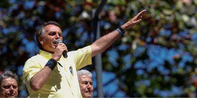 Жаир Болсонару - Бывшему президенту Бразилии предъявлено обвинение в фальсификации его собственных данных о вакцинации - detaly.co.il - Бразилия - Президент