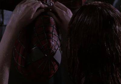 Раскрыты неожиданные детали о знаменитой сцене поцелуя в "Человеке-пауке" - mignews.net