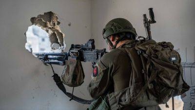 "Высоко сижу — далеко гляжу!": в Хан-Юнисе ЦАХАЛ методично мешает боевикам ХАМАСа эвакуироваться вместе с гражданским населением. ВИДЕО - 9tv.co.il - Израиль - Хамас