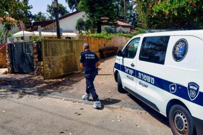 Йоси Мосли - Граната была брошена в дом криминального авторитета в Савьоне - news.israelinfo.co.il - Тель-Авив