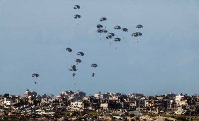 Черные парашюты судьбы: гуманитарная помощь с неба стала последней в жизни пятерых жителей Газы. ВИДЕО - 9tv.co.il - Сша