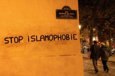 Эммануэль Макрон - Отравляющий Запад клоун - "основатель" исламофобской идеи снова в поисках крови - trend.az - Франция