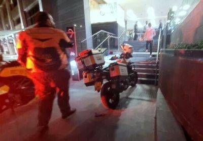 Теракт в торговом центре Ган-Явне: 3 человека получили тяжелые ранения - nashe.orbita.co.il - Израиль - Палестина - Ган-Явне