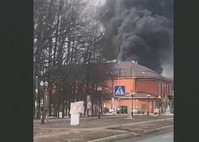 Второй за день пожар на российских заводах - mignews.net - Россия - Екатеринбург - Московская обл.