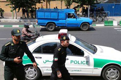 Теракт в Иране: погибли шесть полицейских - trend.az - Иран - Iran
