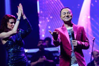 Гейдар Алиев - В Баку состоялся концерт звезды турецкой эстрады Сердара Ортача (ФОТО) - trend.az - Азербайджан