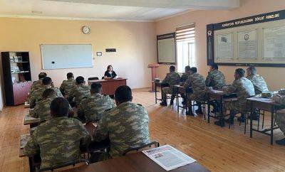 В азербайджанской армии проведены семинары по гендерному равенству (ФОТО) - trend.az - Азербайджан