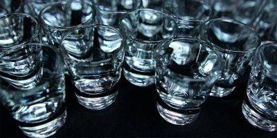 Минздрав предупреждает: популярная водка — опасна. В ней метиловый спирт - detaly.co.il - Белоруссия