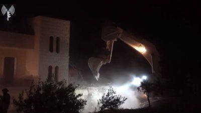 Ахмед Зидат - Махмуд Зидат - ЦАХАЛ разрушил дома палестинцев, совершивших теракт в Раанане - mignews.net - Израиль - Раанана - area West Bank