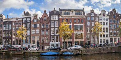 Амстердам борется с наплывом туристов и запрещает строительство новых отелей - detaly.co.il - Израиль - Голландия - Амстердам