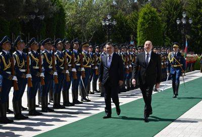 Ильхам Алиев - Садыр Жапаров - В Баку состоялась церемония официальной встречи Президента Кыргызстана (ФОТО) - trend.az - Азербайджан - Киргизия - Президент