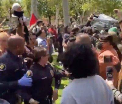 34 человека арестованы в Университете Техаса на антиизраильском протесте - mignews.net - Usa - штат Техас - India - Israel - Palestine