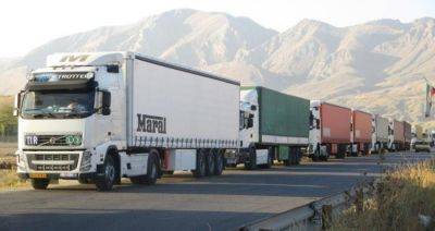 Шавкат Мирзиеев - Узбекистан и Таджикистан упростят транзитные грузовые перевозки - trend.az - Таджикистан - Узбекистан - Президент