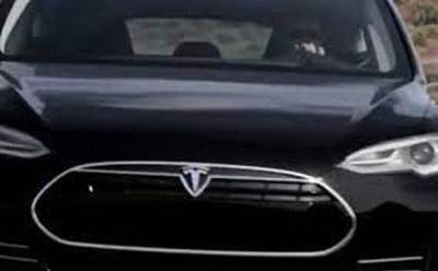 США расследуют отзыв Tesla 2 миллионов автомобилей из-за автопилота - mignews.net - Сша