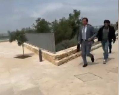 В Рамалле разъяренные студенты заставили посла ФРГ спасаться бегством - mignews.net - Израиль - Германия - Хамас