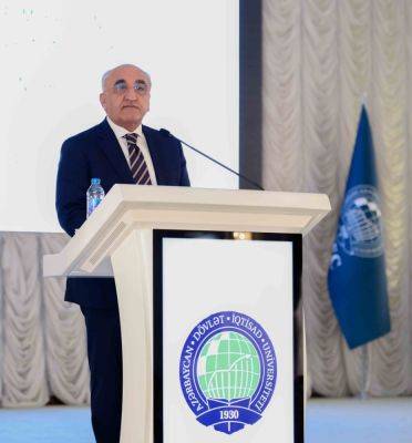 Адалат Мурадов - Ректор UNEC предложил создать Kомиссию по развитию высшего образования в Азербайджане - trend.az - Азербайджан