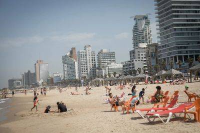 Чарльз Клор - Двое подростков едва не утонули на пляже Тель-Авива - news.israelinfo.co.il - Тель-Авив