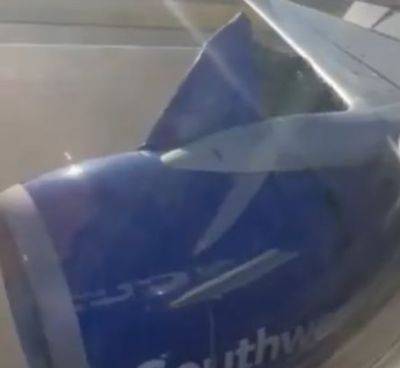 США: У Boeing во время взлета оторвалась обшивка - mignews.net - Сша
