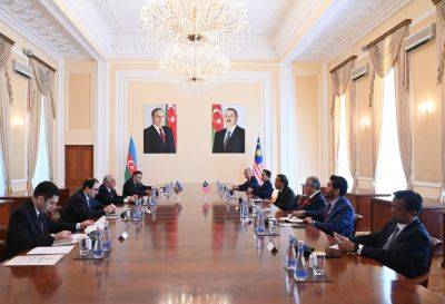 Али Асадов - Али Асадов провел обсуждения с президентом Сената парламента Малайзии - trend.az - Азербайджан - Малайзия - Президент