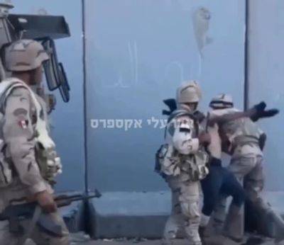 Египетские солдаты схватили перебравшегося из Рафиаха палестинца: видео - mignews.net