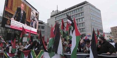Суд в Гааге начинает обсуждение запроса ЮАР – запретить Израилю воевать в Рафиахе - detaly.co.il - Израиль - Гаага - Юар