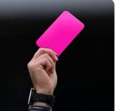 В футболе новшество - розовая карточка - mignews.net - Сша