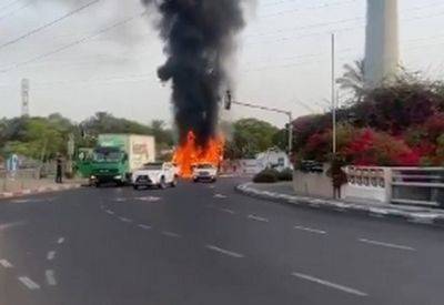 Микроавтобус в Холоне взорвали 2-кг бомбой с дистанционным управлением - mignews.net - Израиль