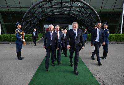 Гейдар Алиев - Фариз Рзаев - Роберт Фицо - Али Ахмедов - Завершился официальный визит премьер-министра Словакии в Азербайджан - trend.az - Азербайджан - Словакия